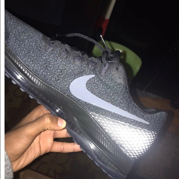 Nike Zoom shoes - Picture 2 of 2